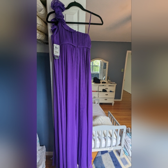 NEW Beautiful woman's long one shoulder purple Gown Dress Aqua Bloomingdale's 0 - Picture 3 of 3